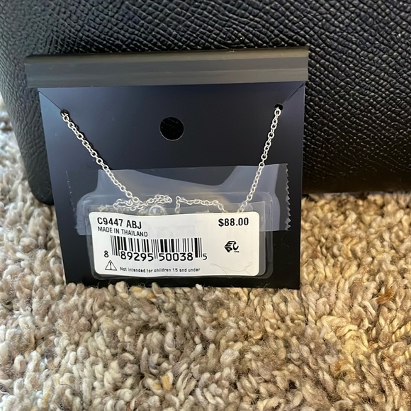 Coach 2pc set: NWOT Tote and NWT Necklace - Picture 3 of 7